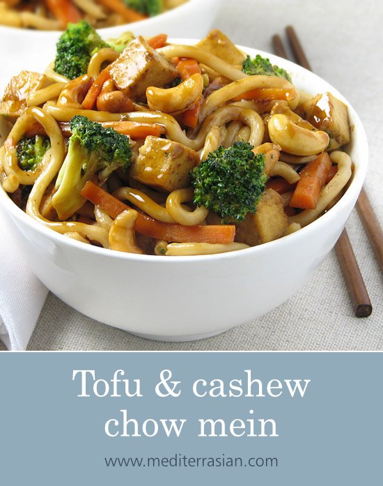 Tofu and cashew chow mein