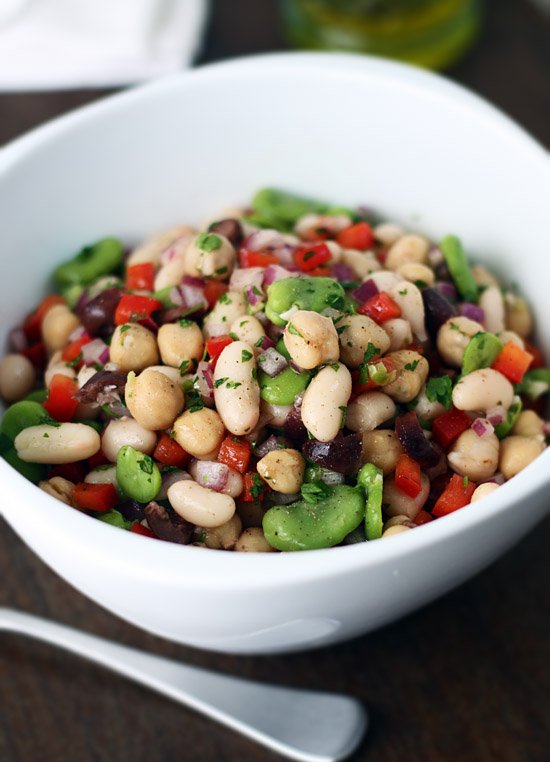 Mediterranean bean salad